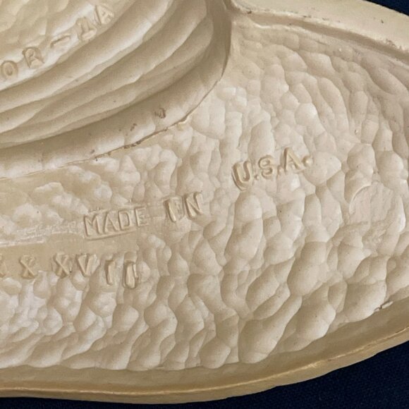 Vtg Burwood Straw Hats w/ Blue Bows Plastic Wall Decor Set of 2 Cottage - Picture 5 of 5